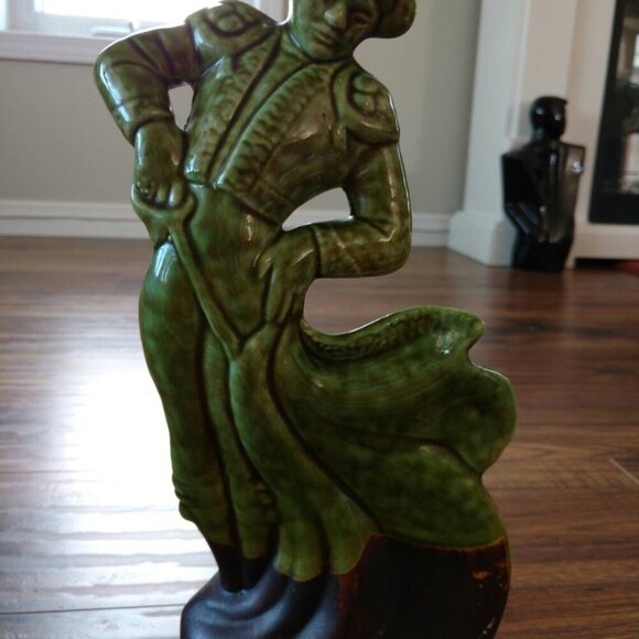 Vintage Matador Bullfighter Ceramic Figure Mid-Century Green Mottled Glaze Potte - Picture 4 of 11